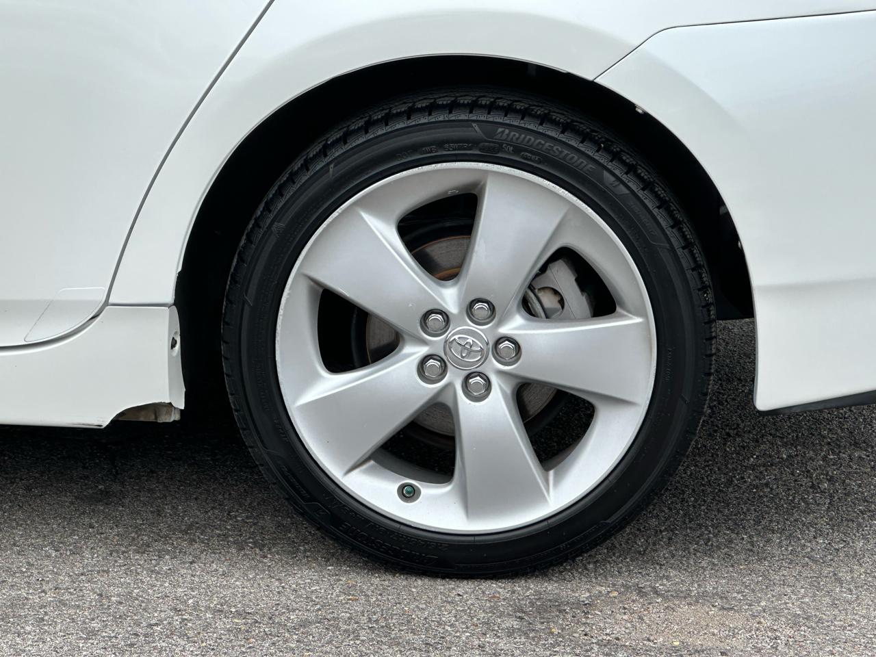 Toyota Prius 5dr HB Persona Series Special Edition (Natl) 2015