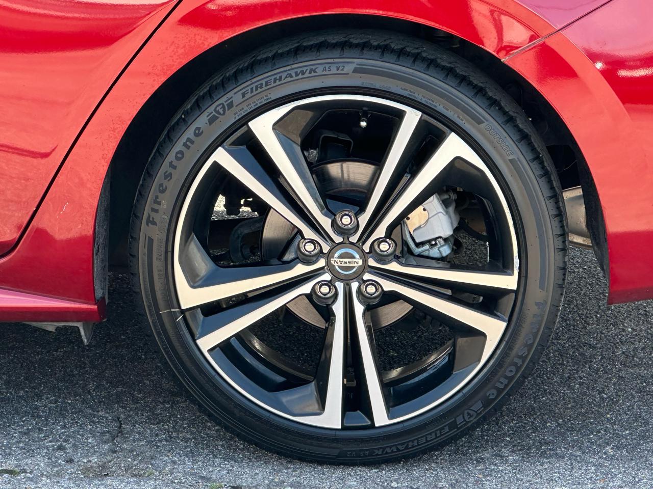Nissan Sentra SR CVT 2022
