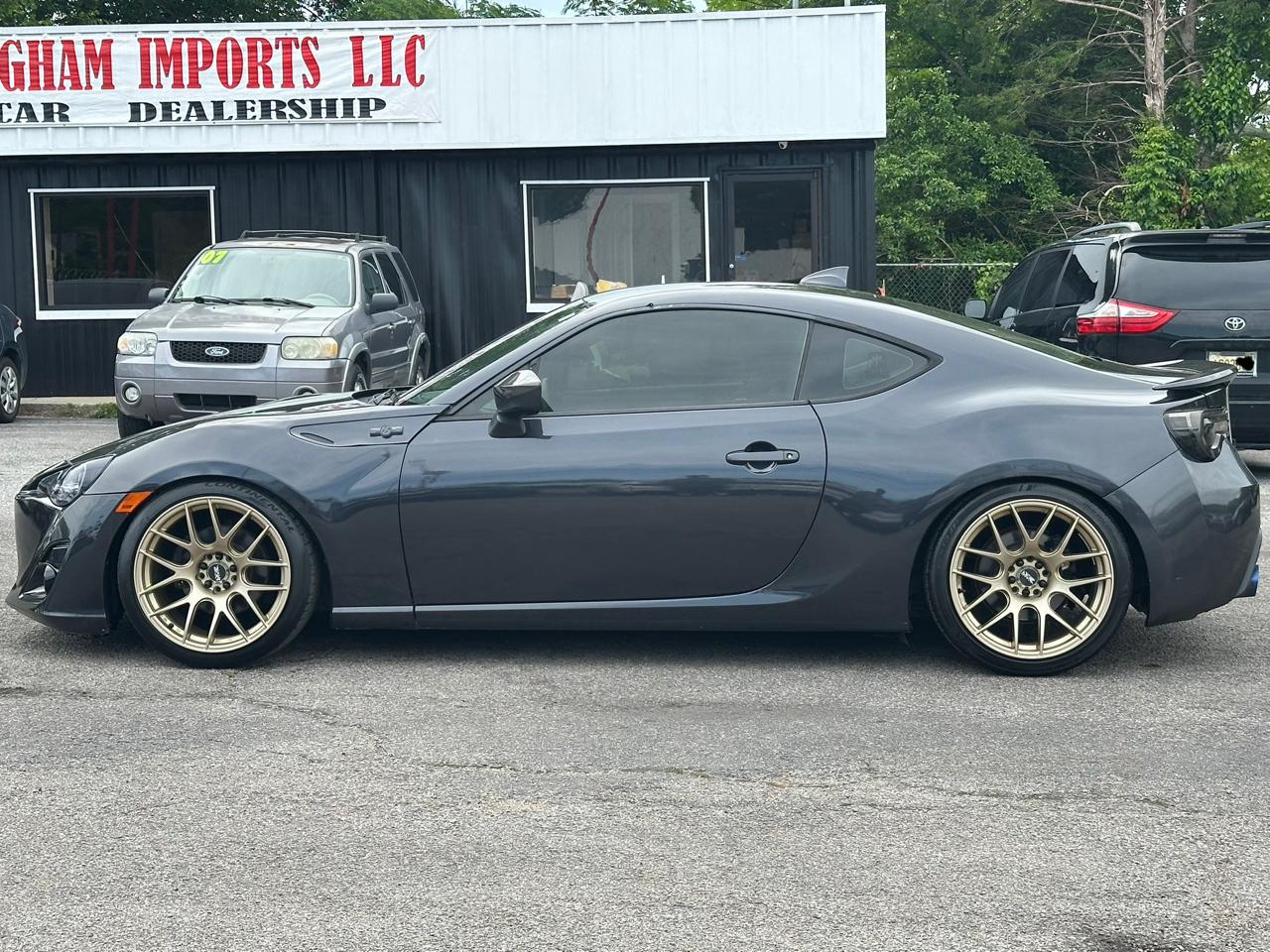 Scion FR-S 2dr Cpe Auto (Natl) 2014