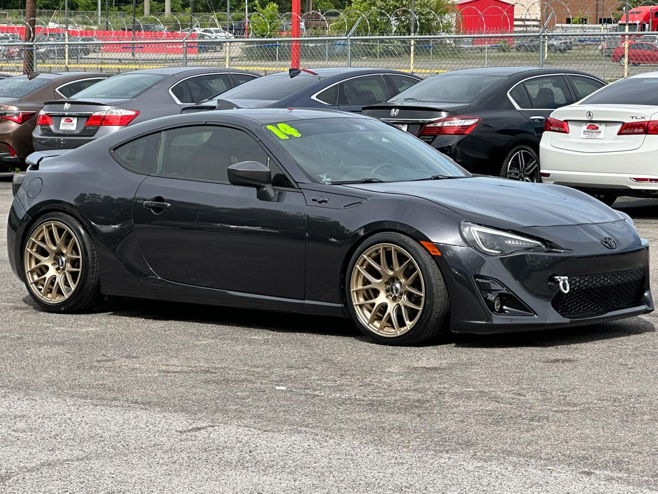 Scion FR-S 2dr Cpe Auto (Natl) 2014