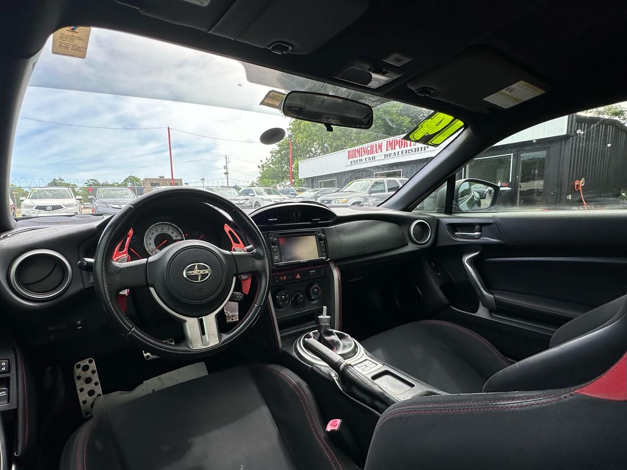 Scion FR-S 2dr Cpe Auto (Natl) 2014