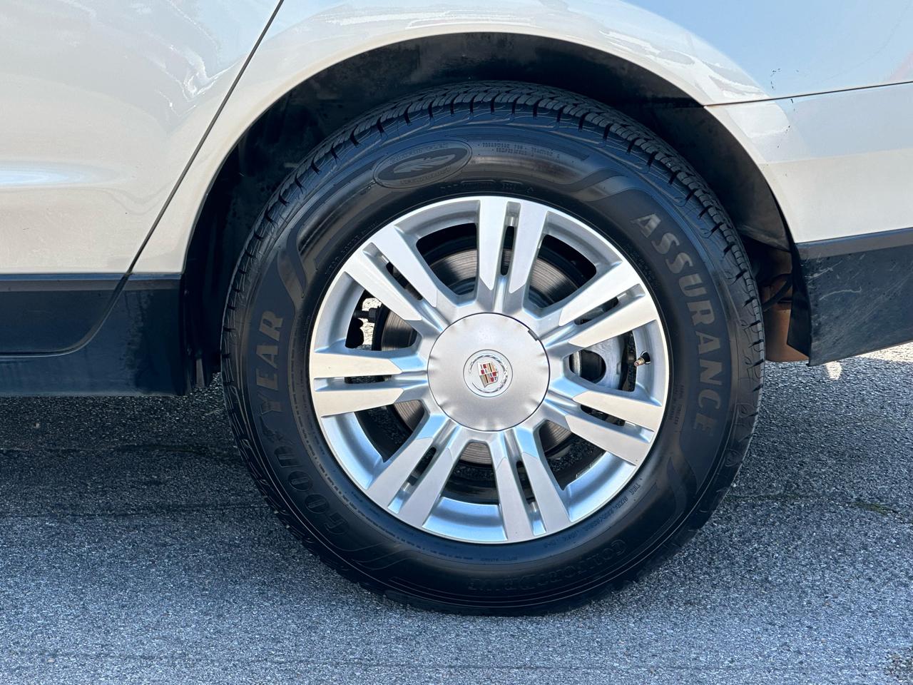 Cadillac SRX FWD 4dr Luxury Collection 2014