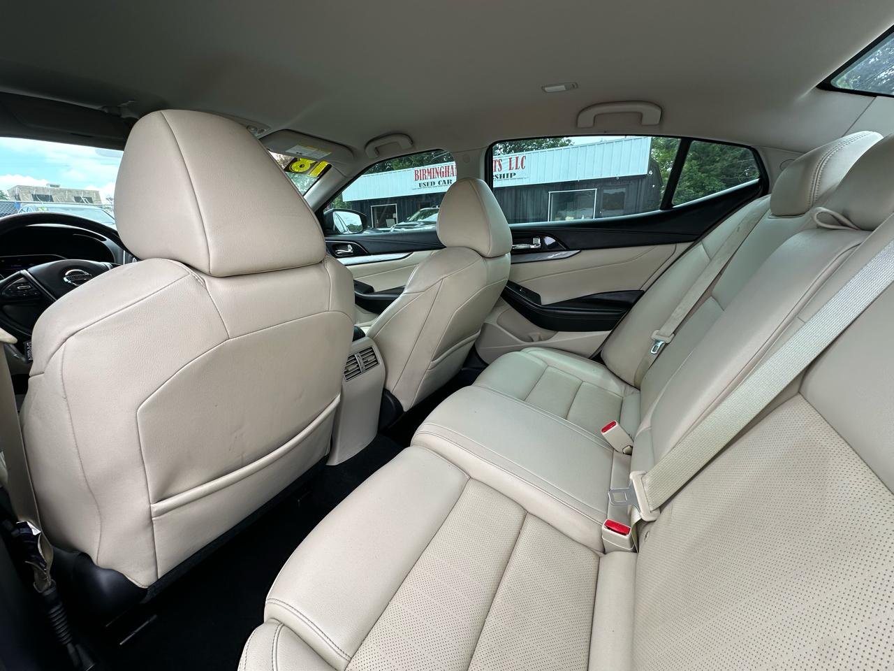 Nissan Maxima SV 3.5L 2018