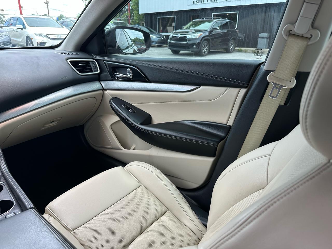 Nissan Maxima SV 3.5L 2018