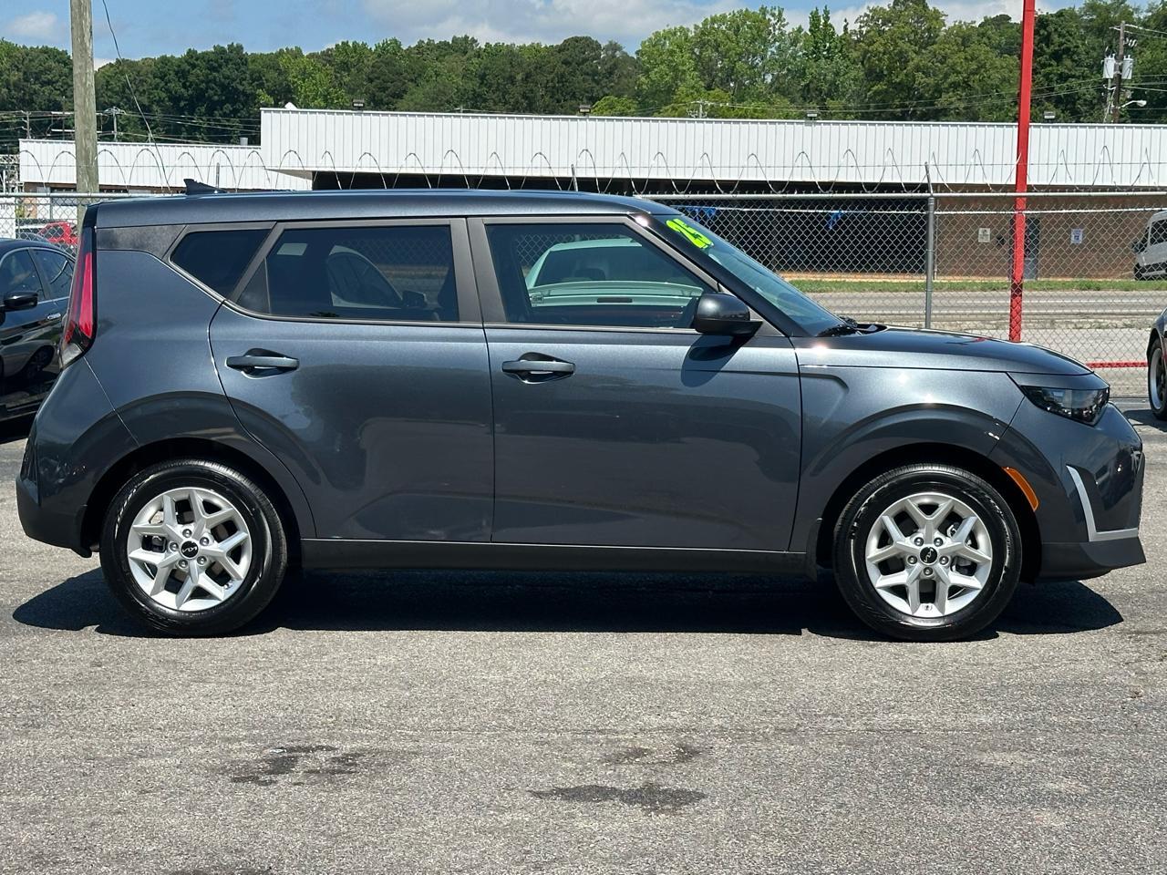 Kia Soul LX FWD 2025