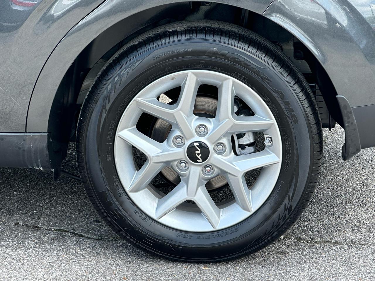 Kia Soul LX FWD 2025