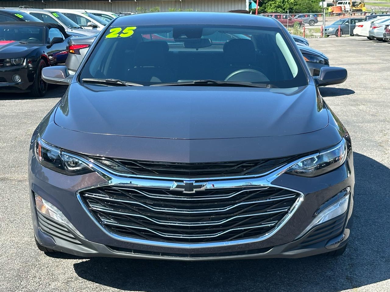 Chevrolet Malibu 4dr Sdn RS 2025