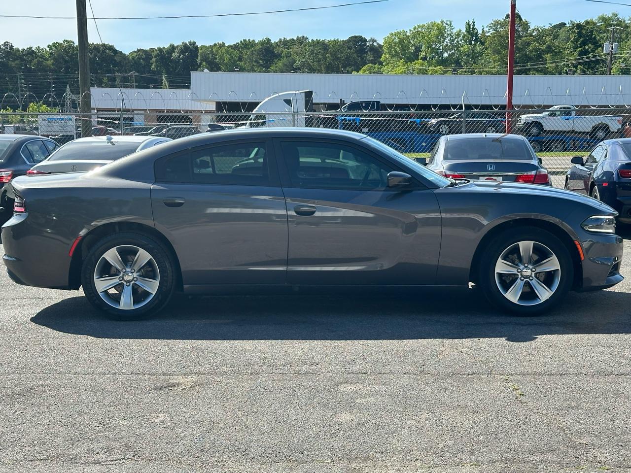 Dodge Charger SXT Plus RWD 2018