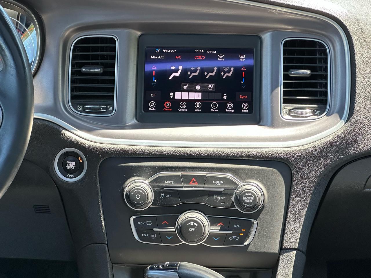 Dodge Charger SXT RWD 2019
