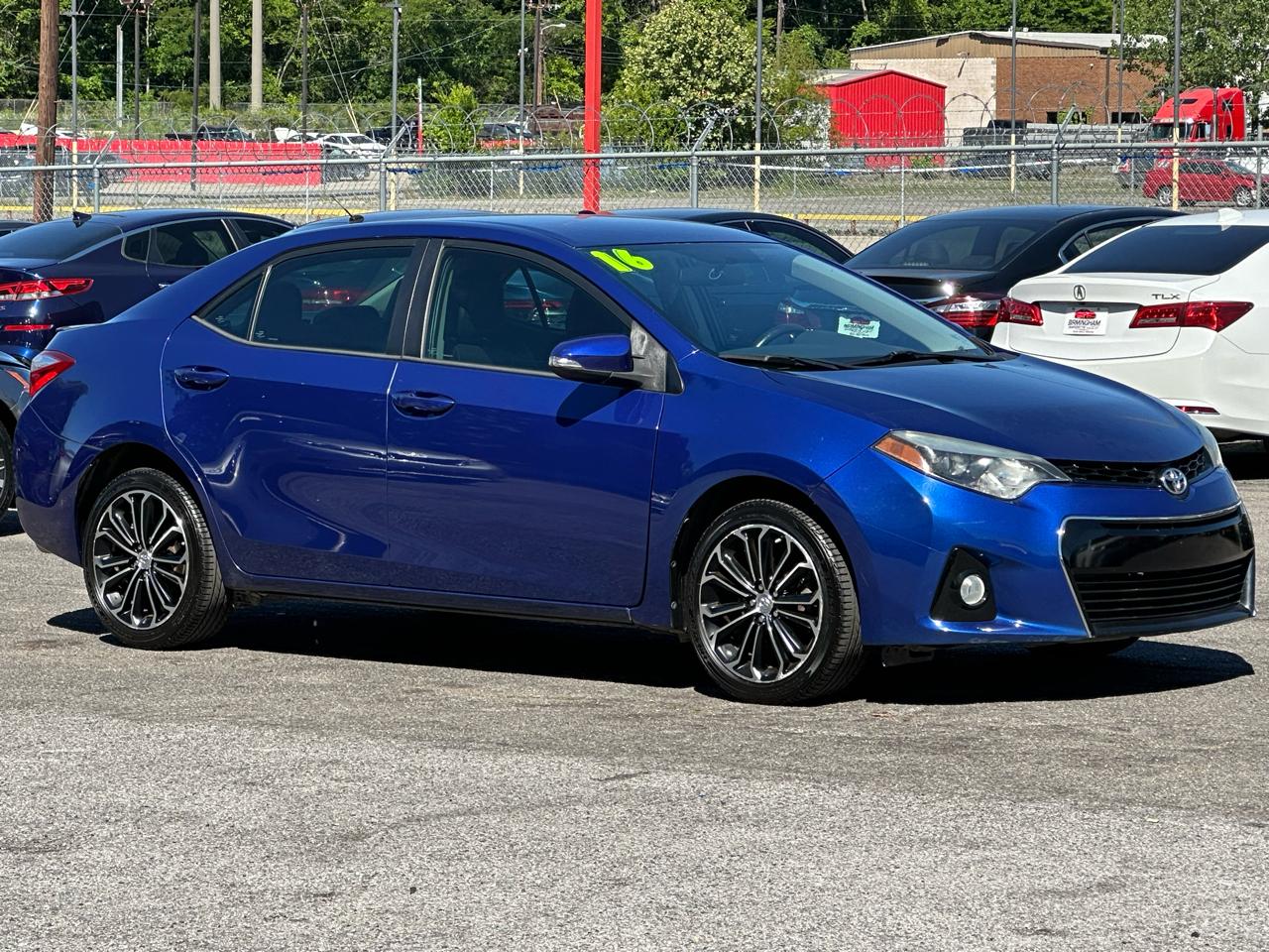 Toyota Corolla 4dr Sdn CVT S w/Special Edition Pkg (Natl) 2016