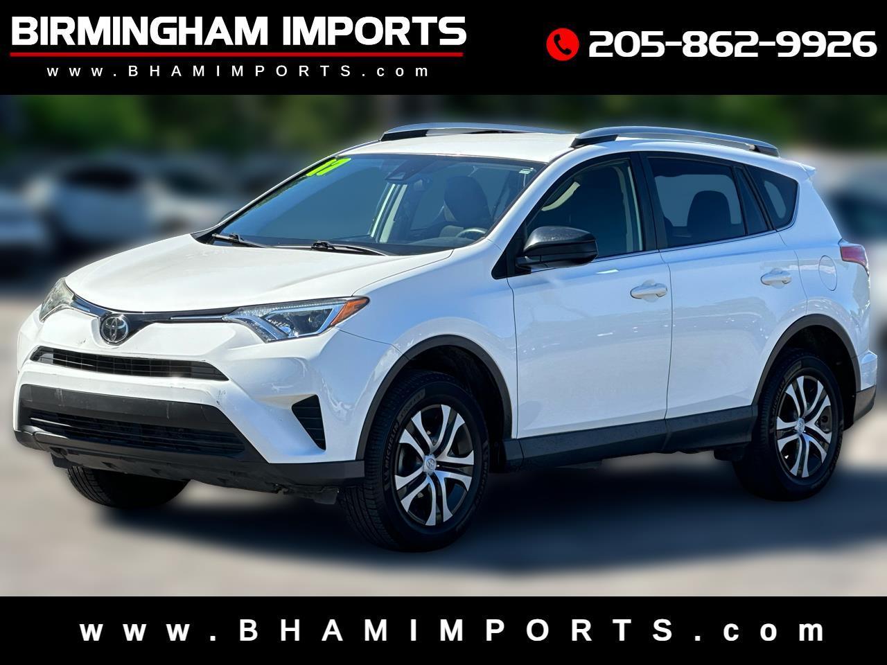 Toyota RAV4 LE FWD (Natl) 2017
