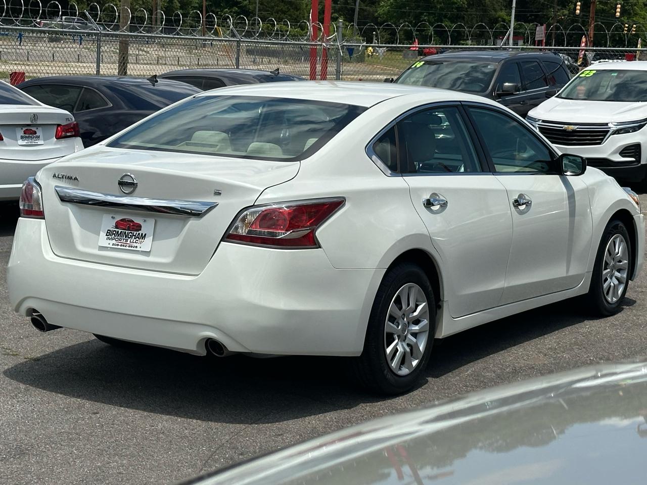 Nissan Altima 4dr Sdn I4 2.5 2015
