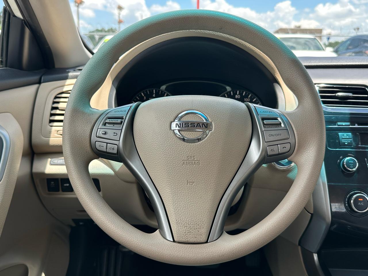 Nissan Altima 4dr Sdn I4 2.5 2015
