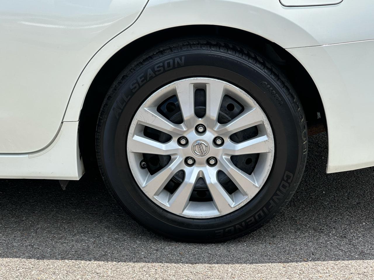 Nissan Altima 4dr Sdn I4 2.5 2015
