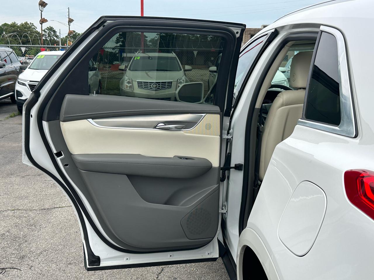 Cadillac XT5 FWD 4dr Luxury 2017