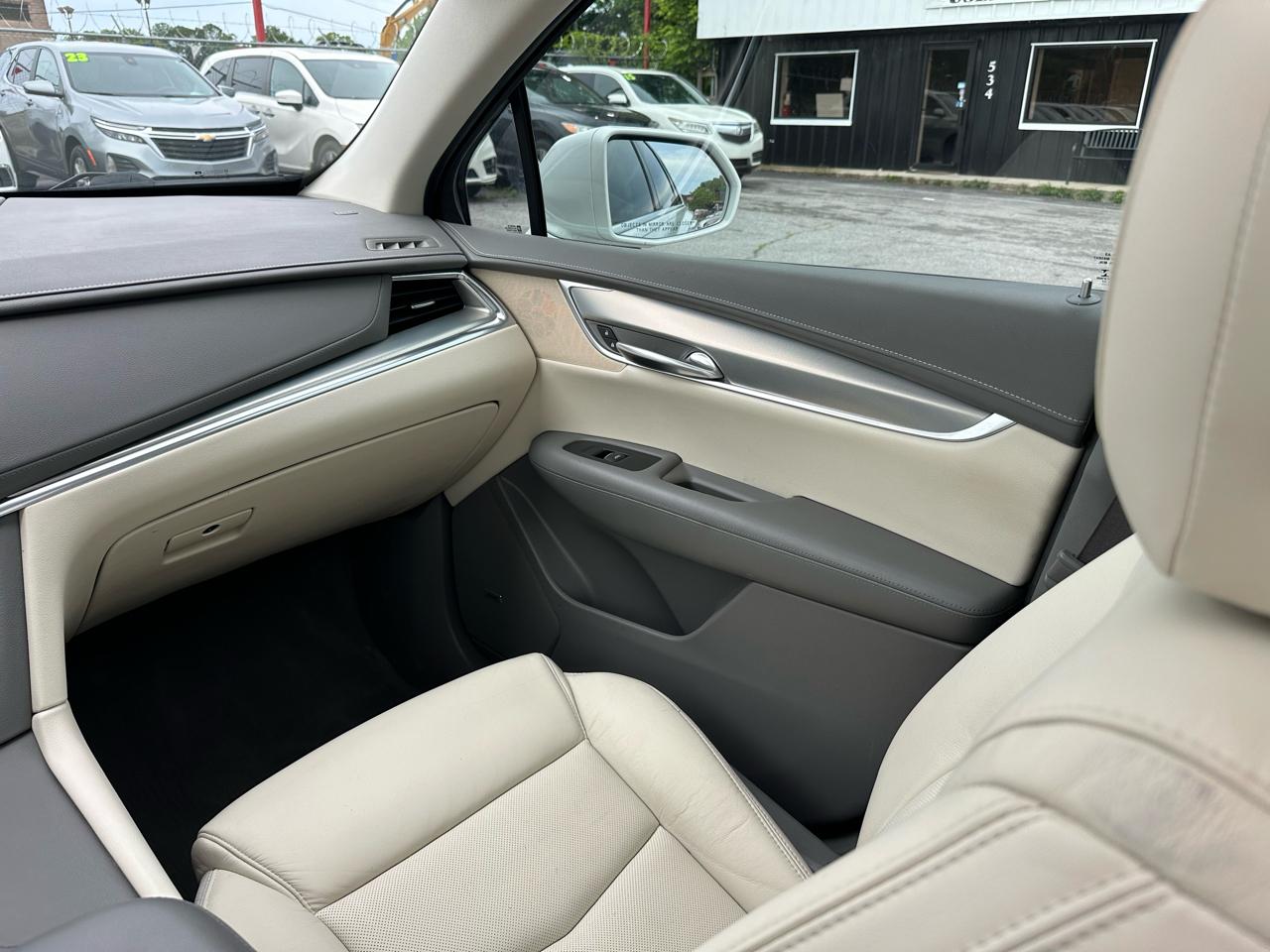 Cadillac XT5 FWD 4dr Luxury 2017
