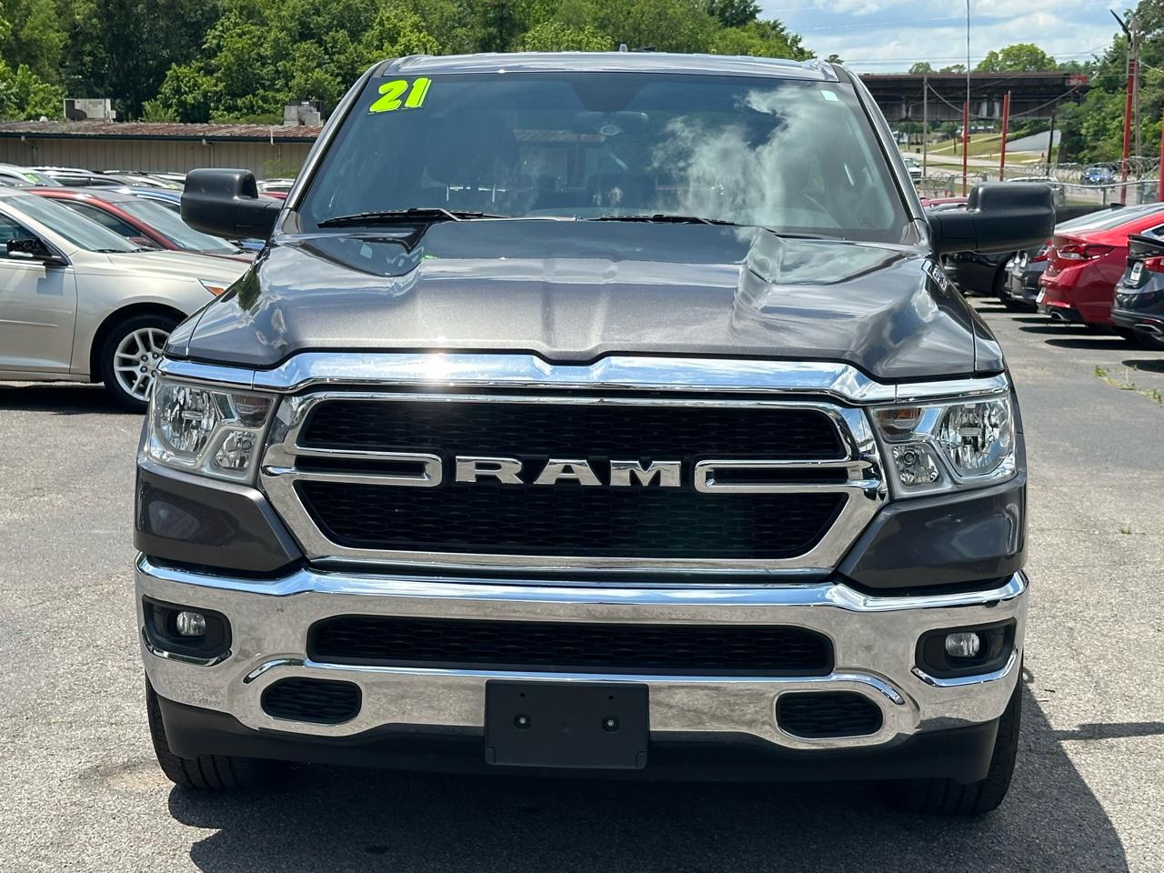 RAM 1500 Big Horn 4x2 Quad Cab 6'4" Box 2021