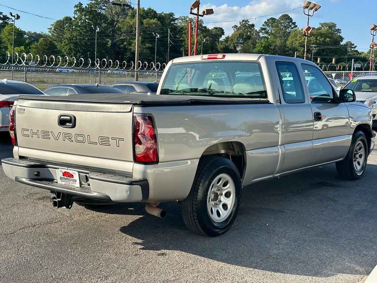 Chevrolet Silverado 1500 4dr Ext Cab 143.5" WB 2005