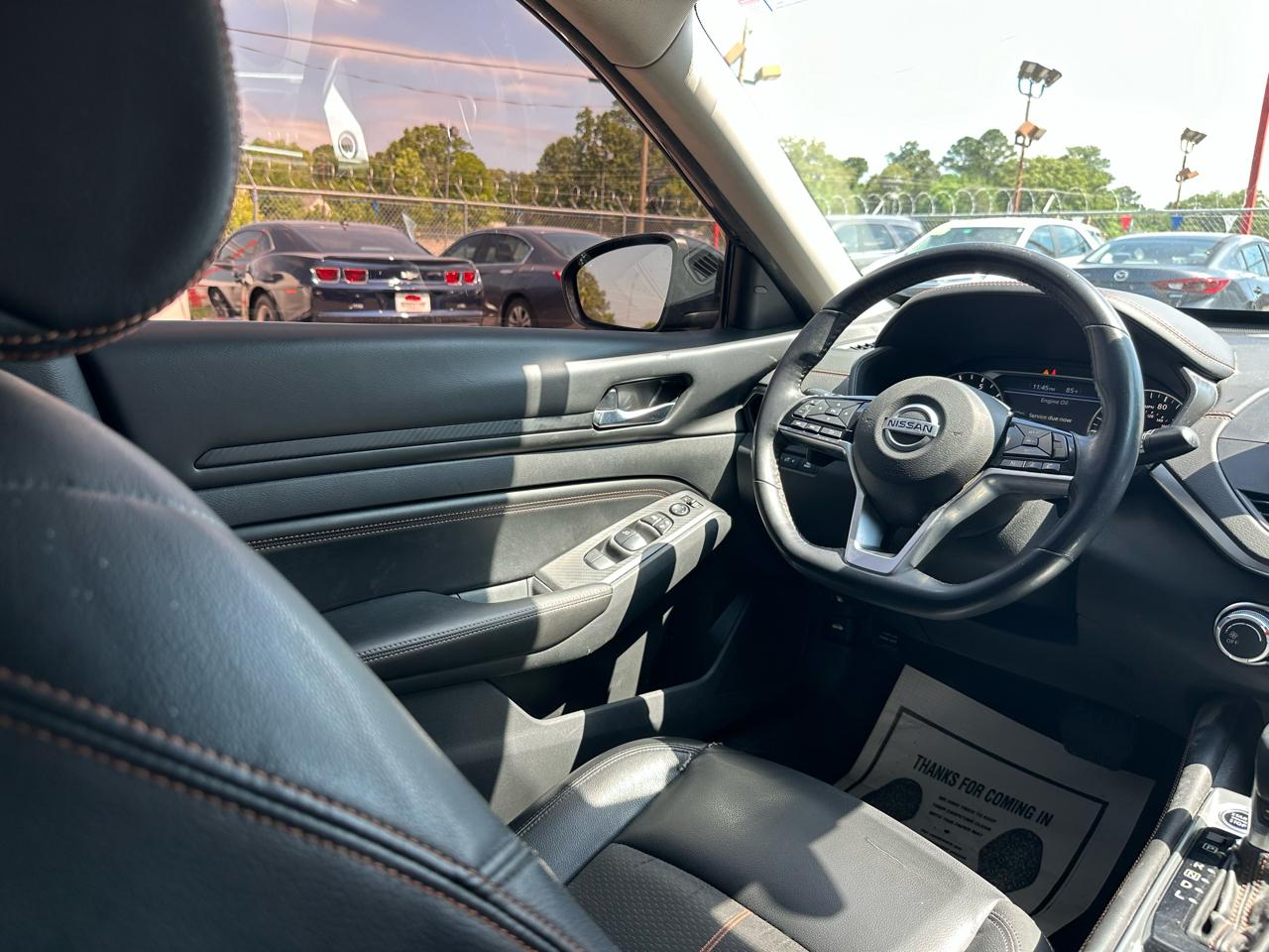 Nissan Altima 2.5 SR Sedan 2021