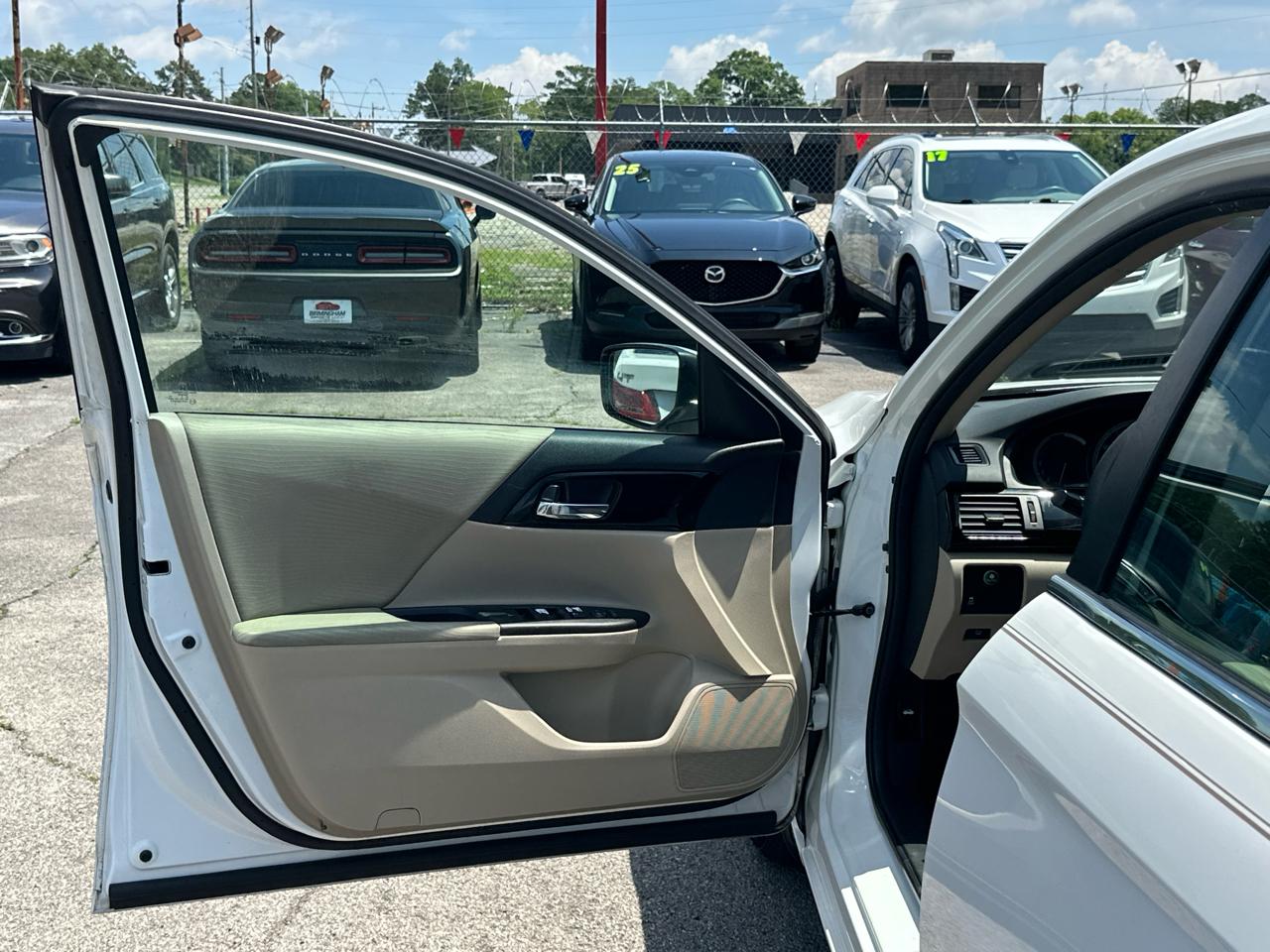 Honda Accord Sedan 4dr I4 CVT LX 2016