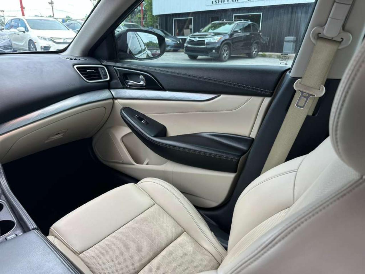 Nissan Maxima SV 3.5L 2018