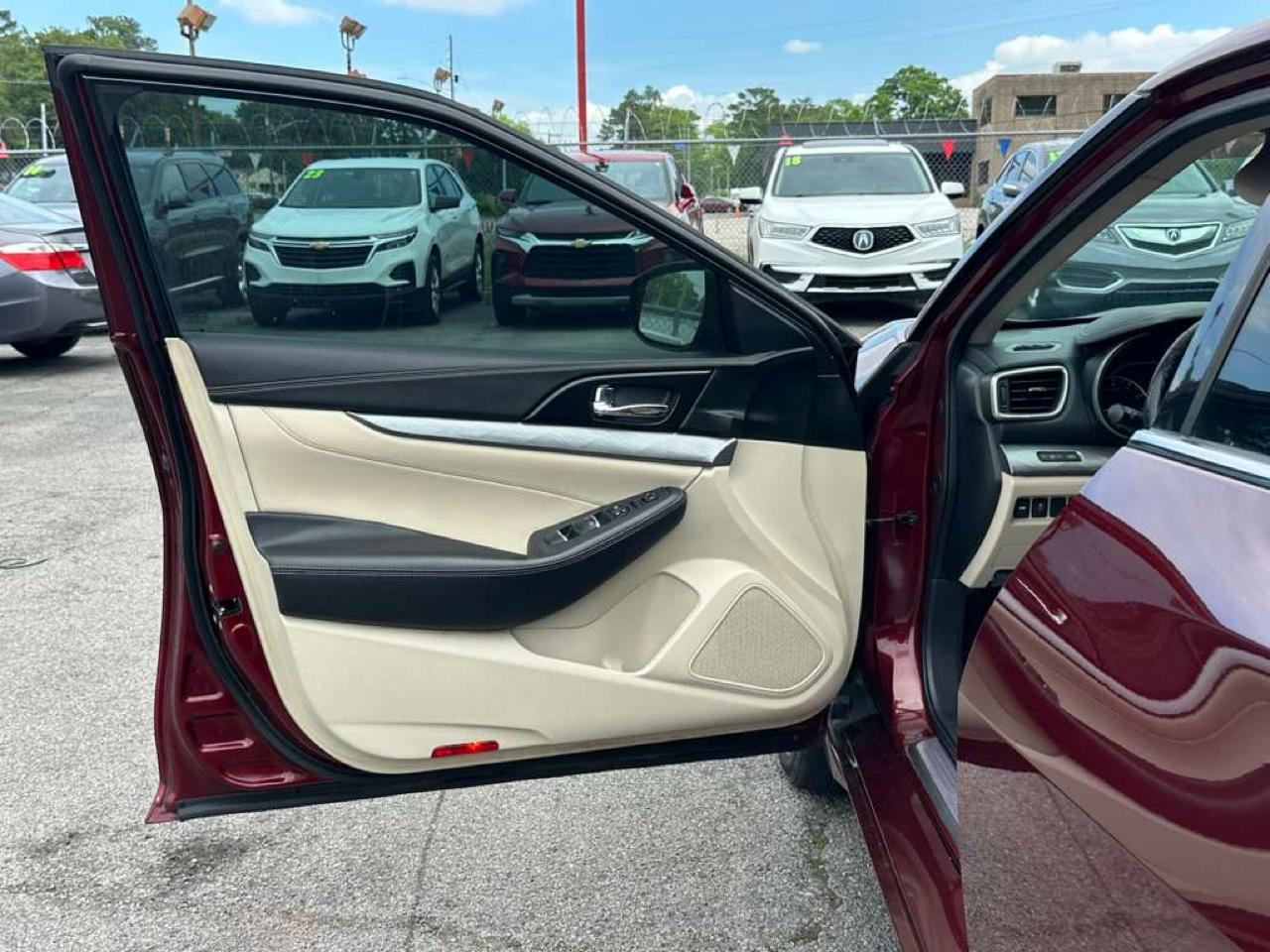 Nissan Maxima SV 3.5L 2018