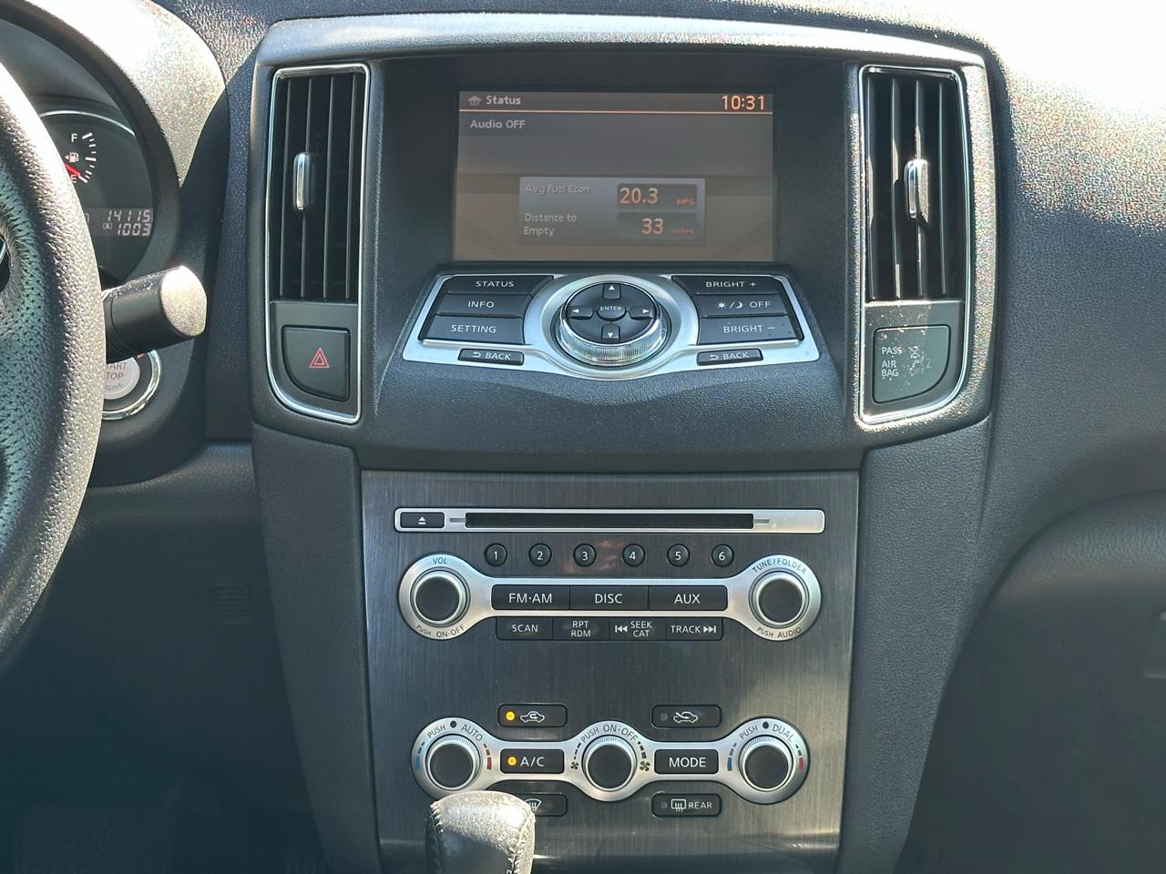 Nissan Maxima 4dr Sdn 3.5 SV 2013
