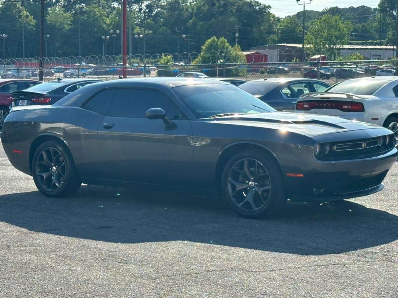 Dodge Challenger SXT RWD 2019