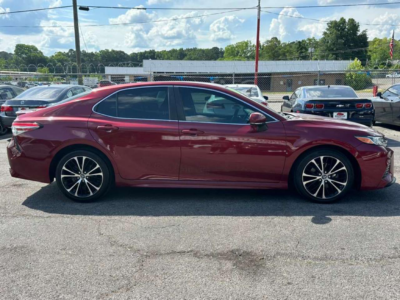 Toyota Camry XLE Auto (Natl) 2018