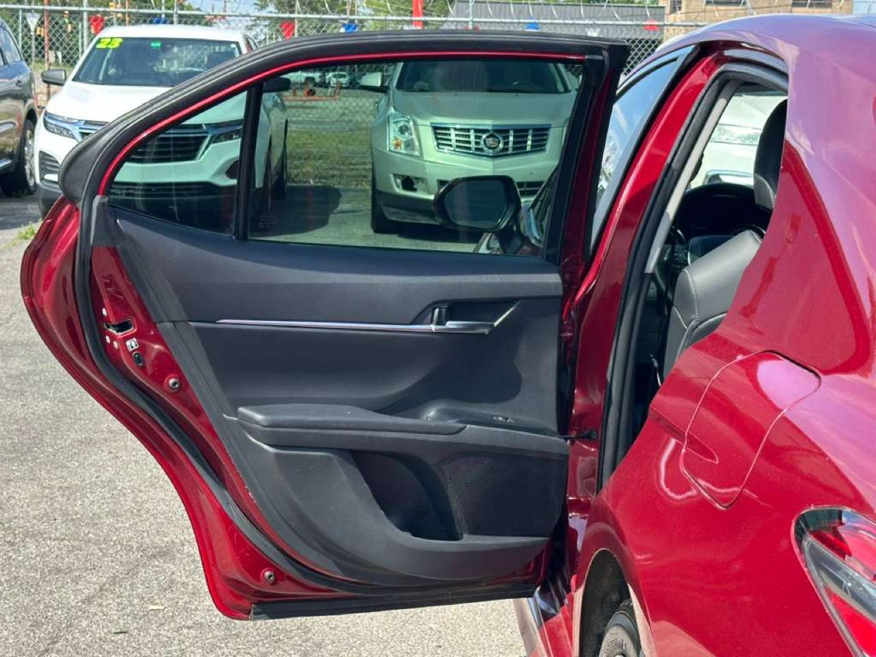 Toyota Camry XLE Auto (Natl) 2018