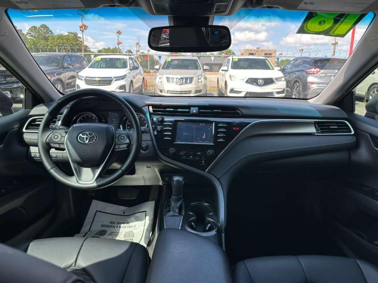 Toyota Camry XLE Auto (Natl) 2018