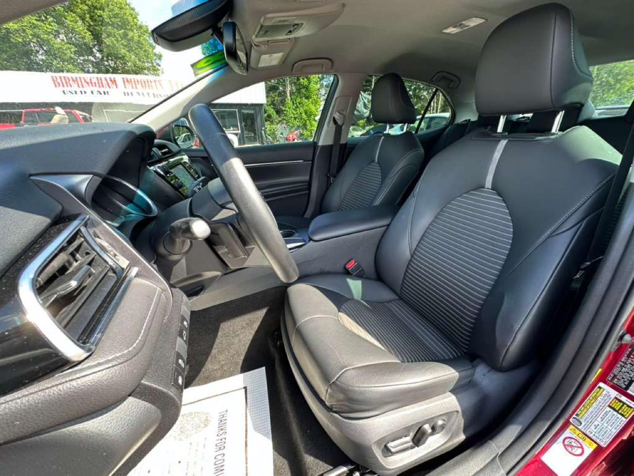 Toyota Camry XLE Auto (Natl) 2018
