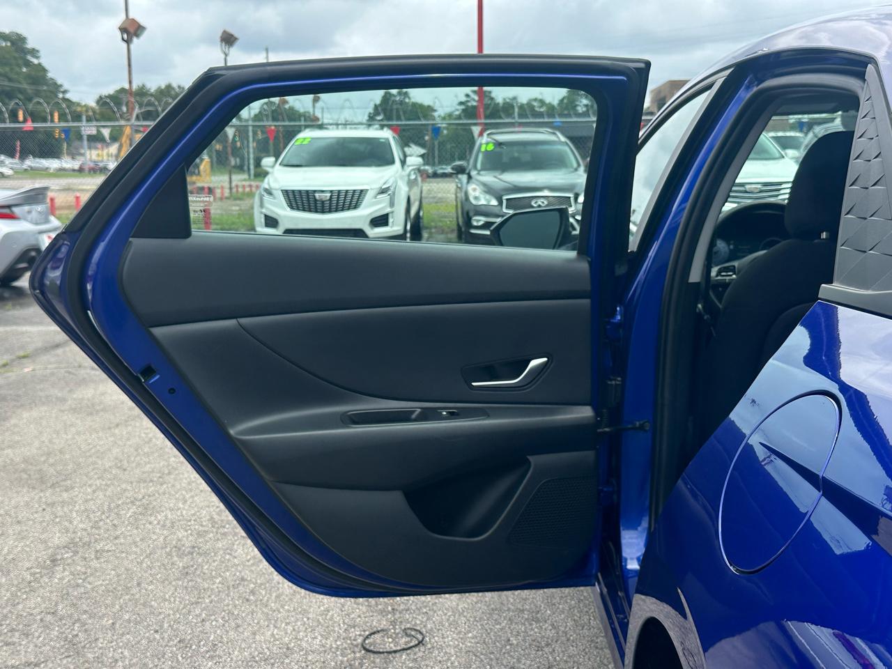 Hyundai Elantra SEL IVT 2024