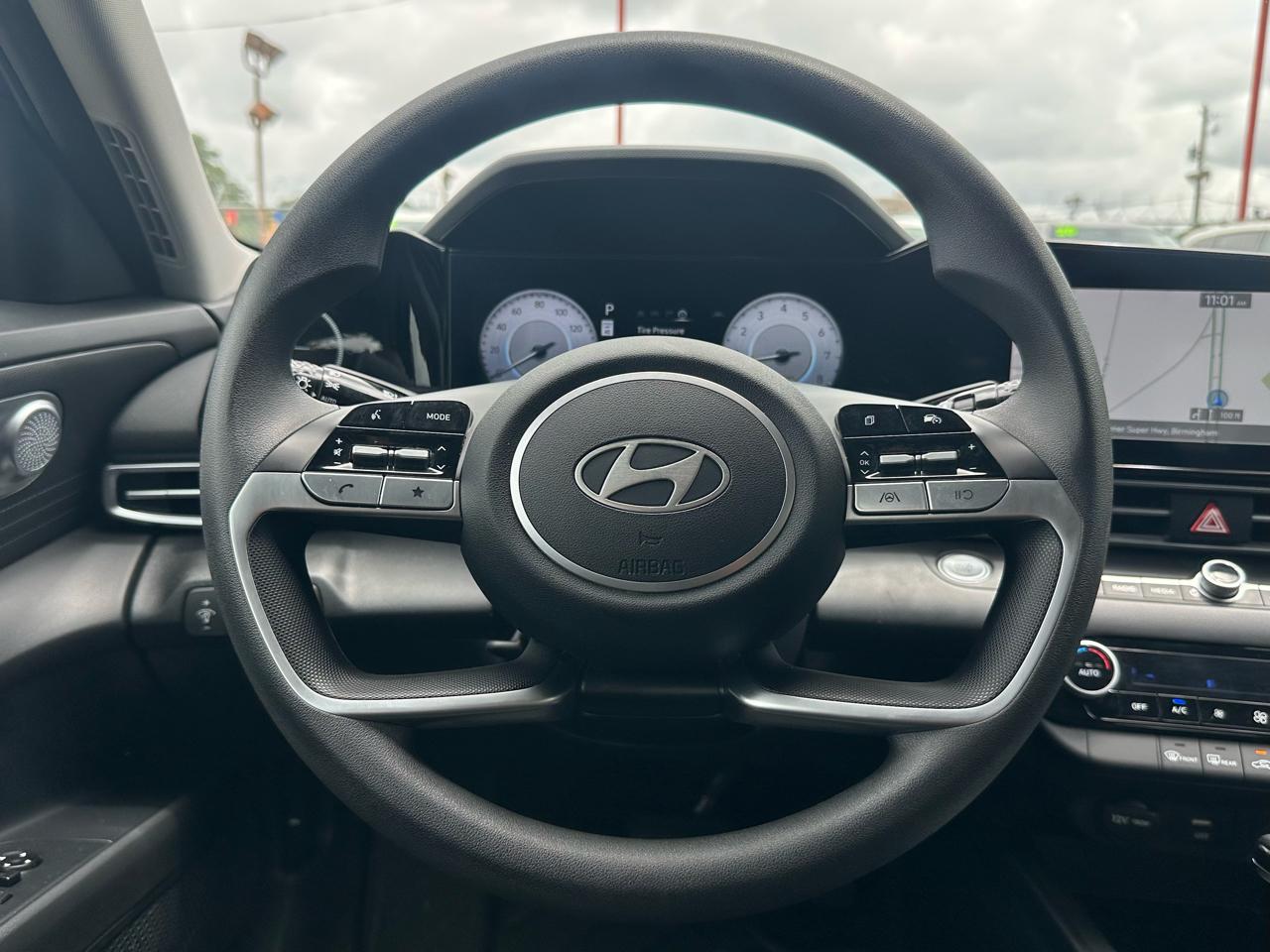 Hyundai Elantra SEL IVT 2024