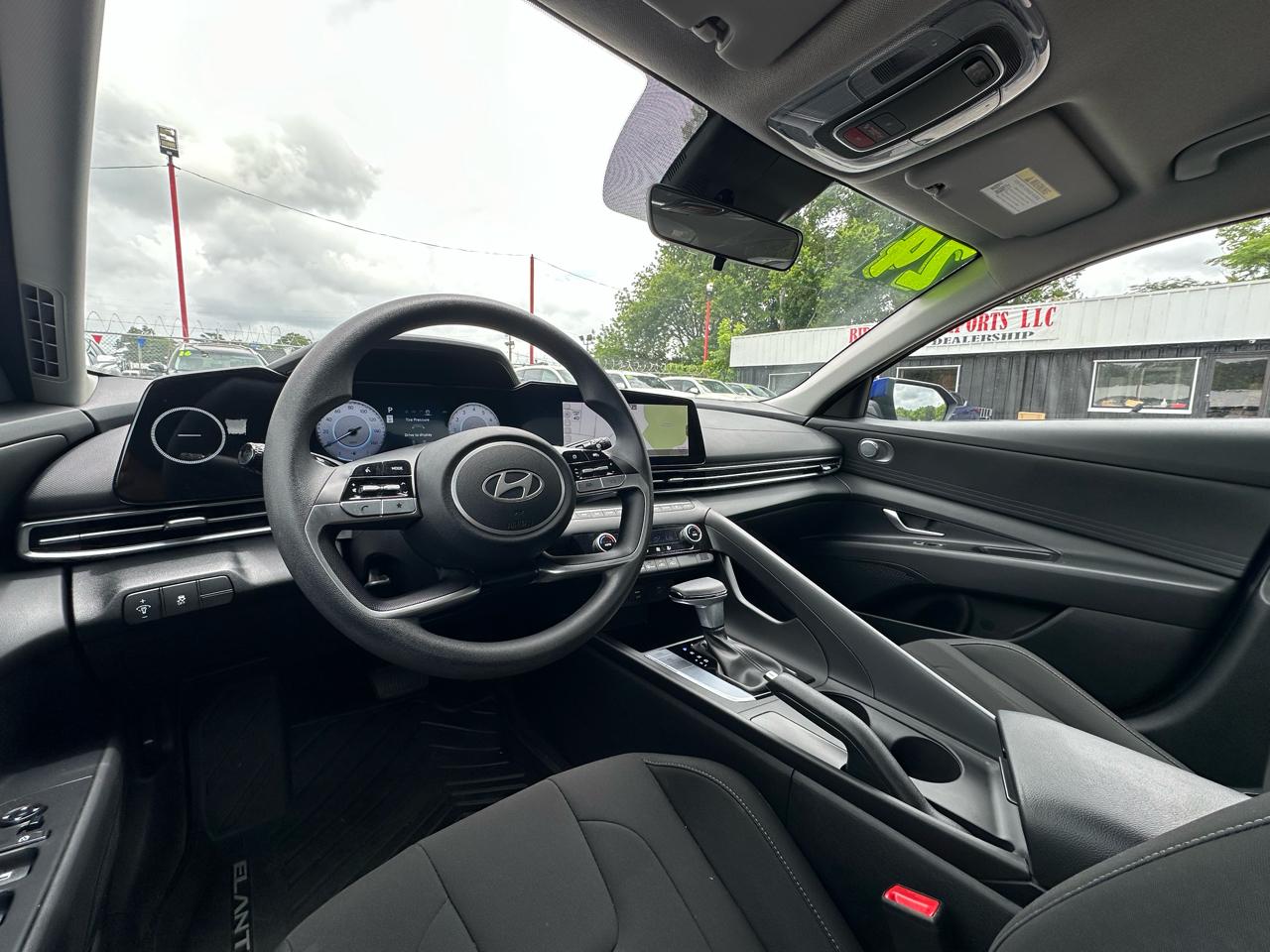 Hyundai Elantra SEL IVT 2024