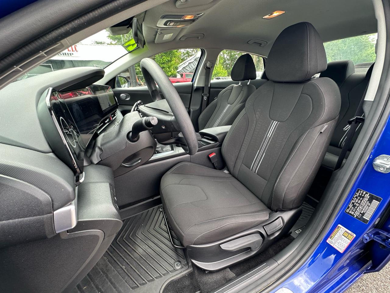 Hyundai Elantra SEL IVT 2024