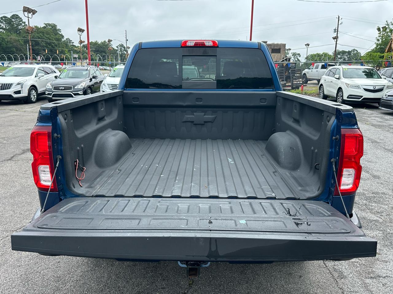 Chevrolet Silverado 1500 4WD Crew Cab 143.5" LTZ w/2LZ 2017