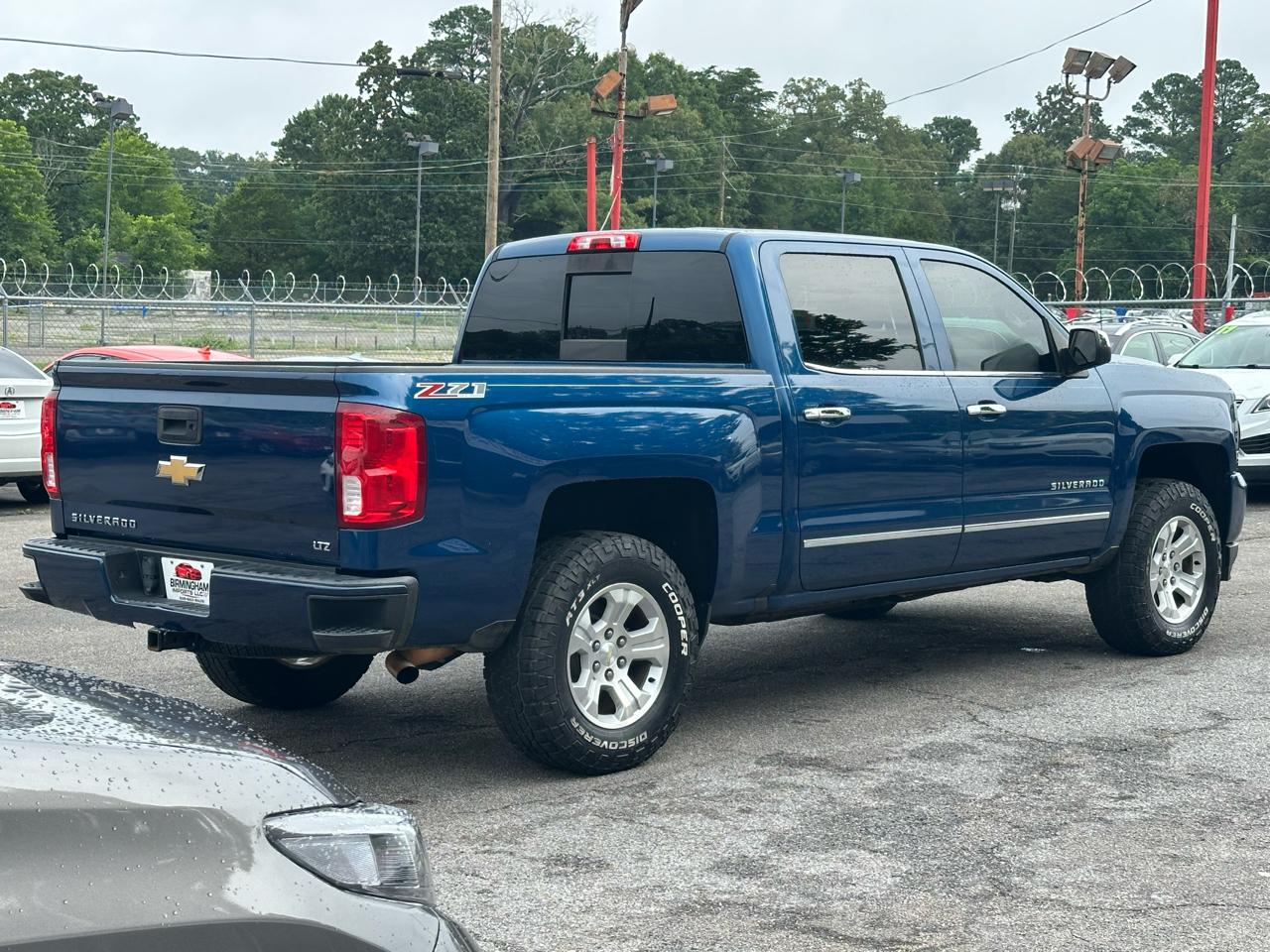 Chevrolet Silverado 1500 4WD Crew Cab 143.5" LTZ w/2LZ 2017