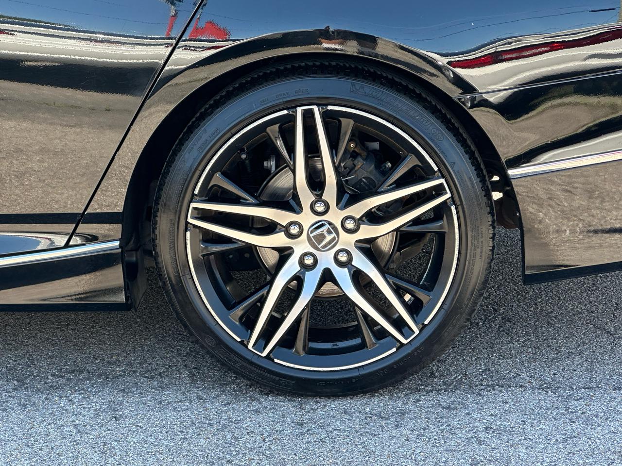 Honda Accord Sedan Touring 2.0T Auto 2021