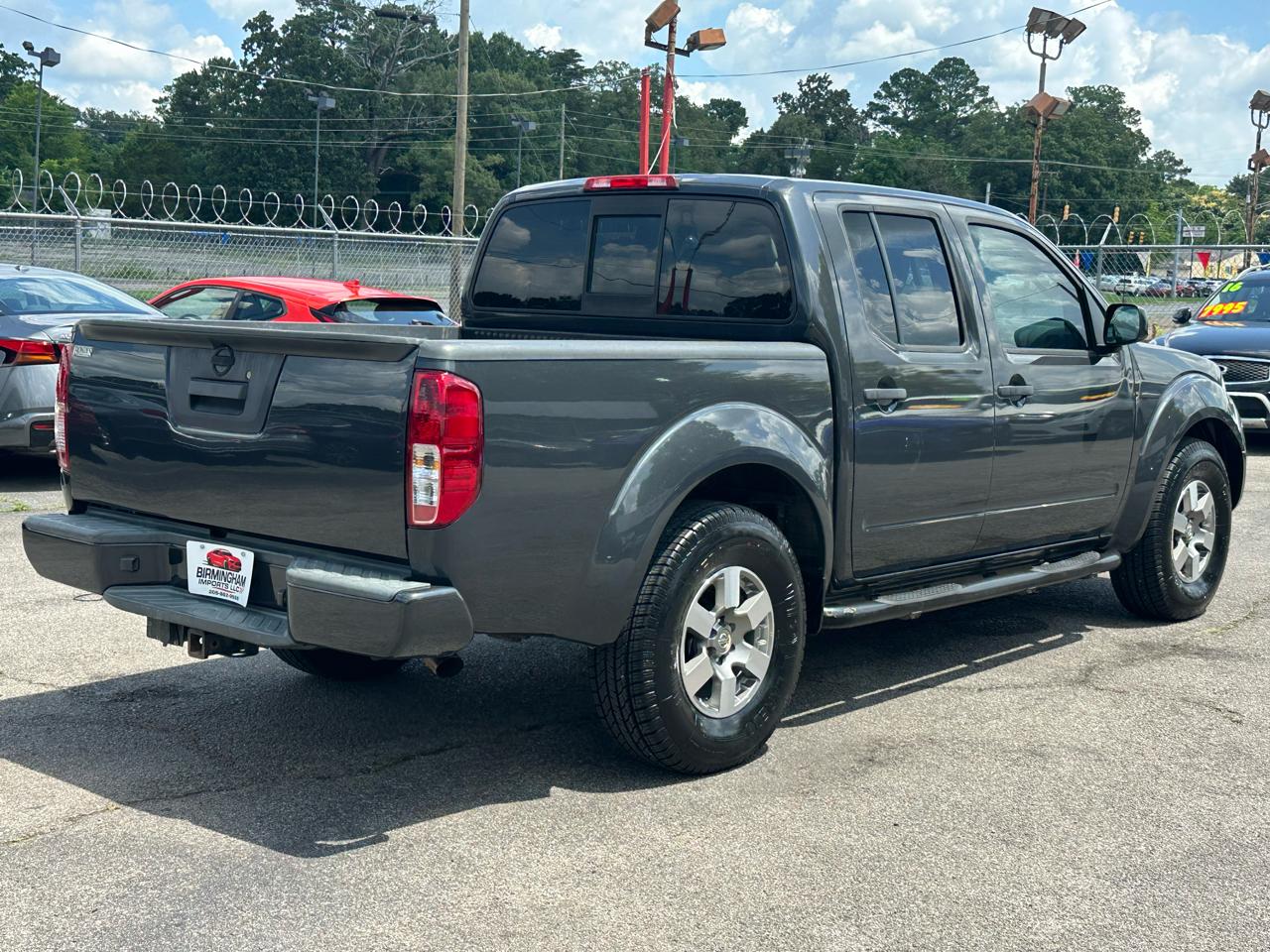 Nissan Frontier 2WD Crew Cab SWB Auto Desert Runner 2015