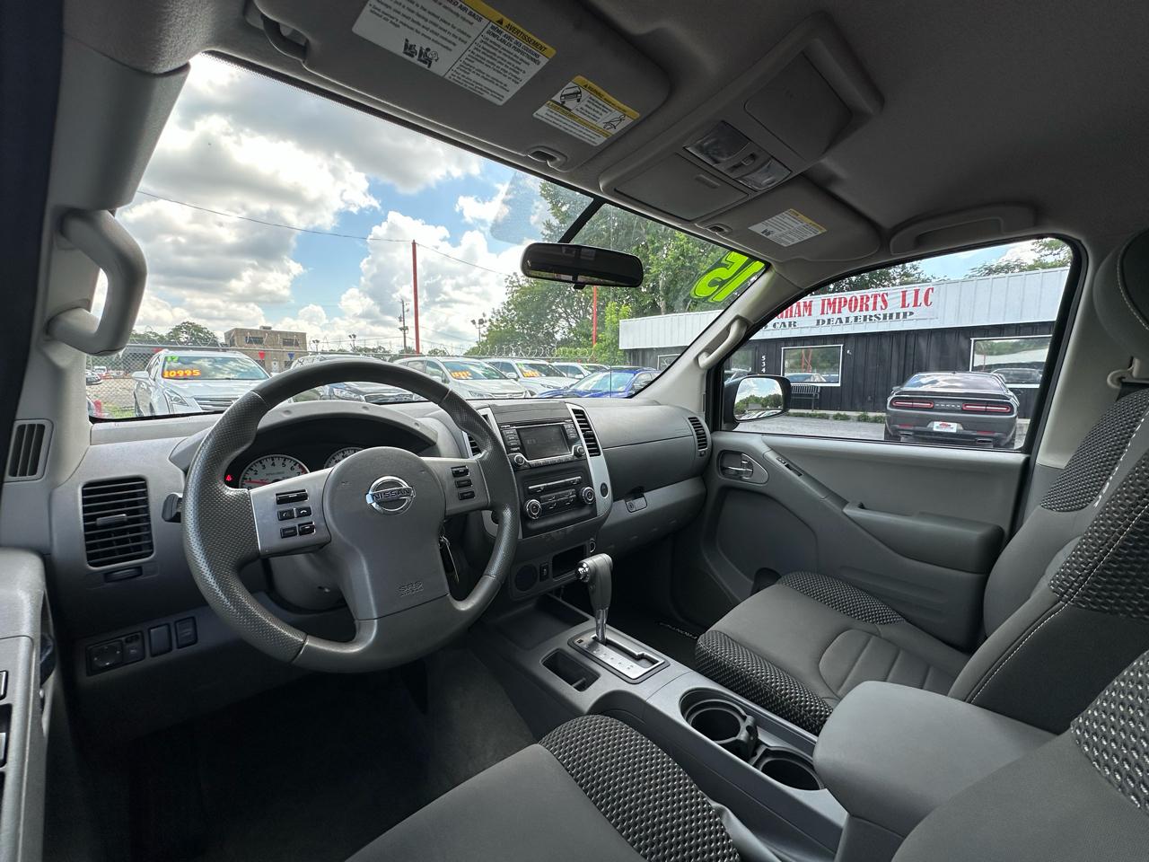 Nissan Frontier 2WD Crew Cab SWB Auto Desert Runner 2015