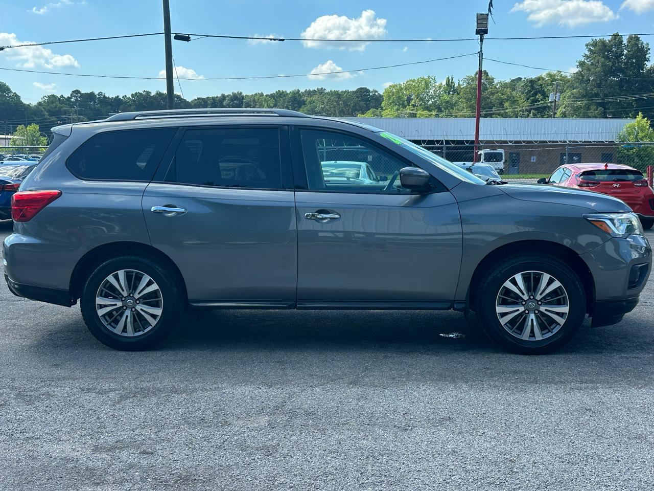Nissan Pathfinder 4x4 S 2020