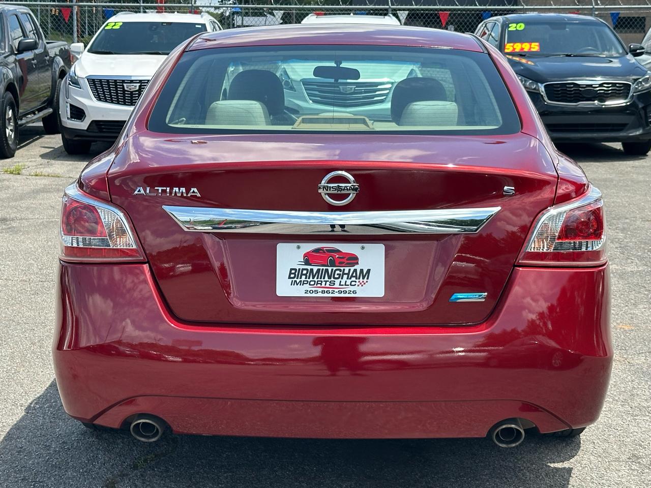 Nissan Altima 4dr Sdn I4 2.5 S 2013