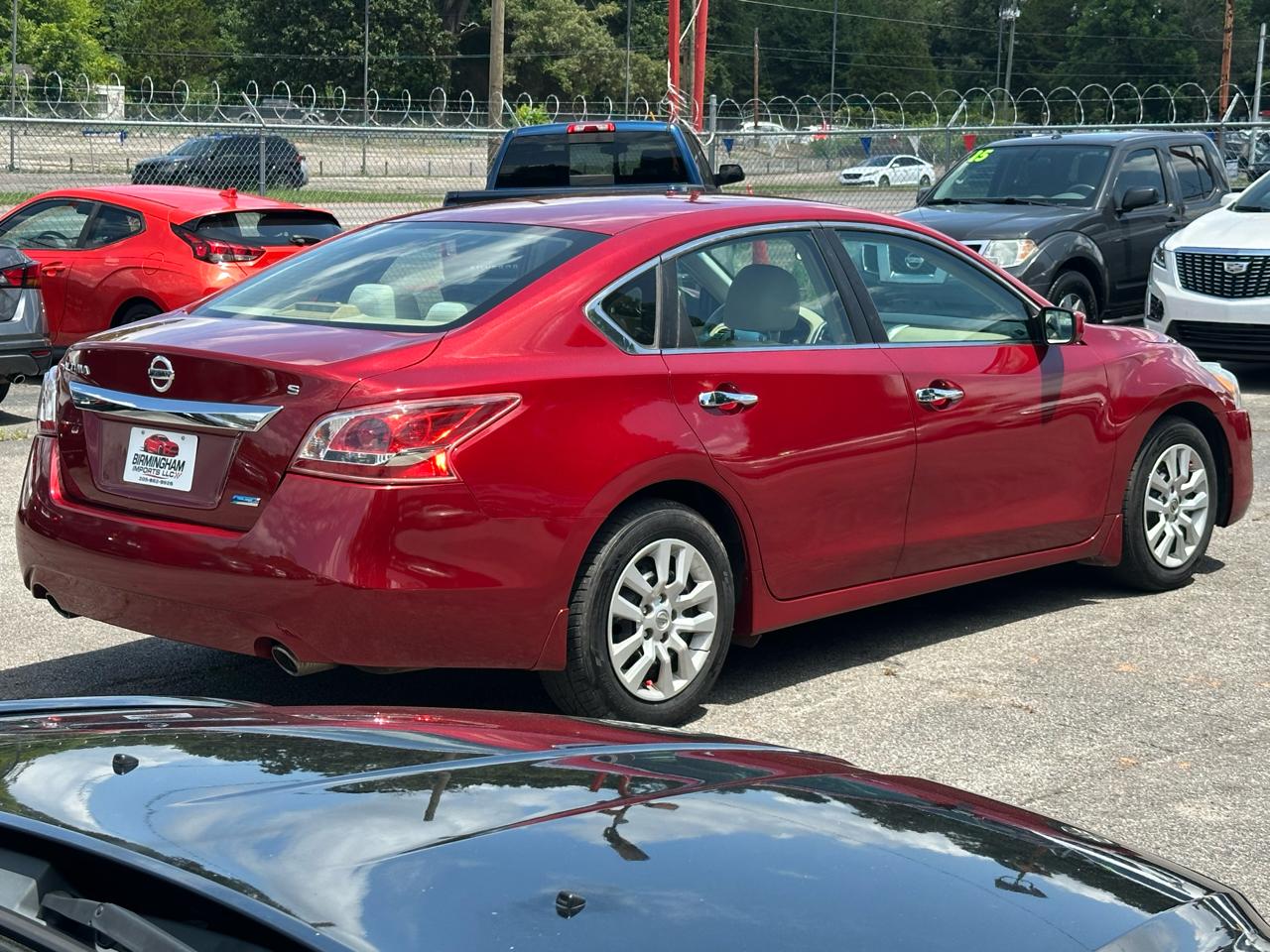 Nissan Altima 4dr Sdn I4 2.5 S 2013