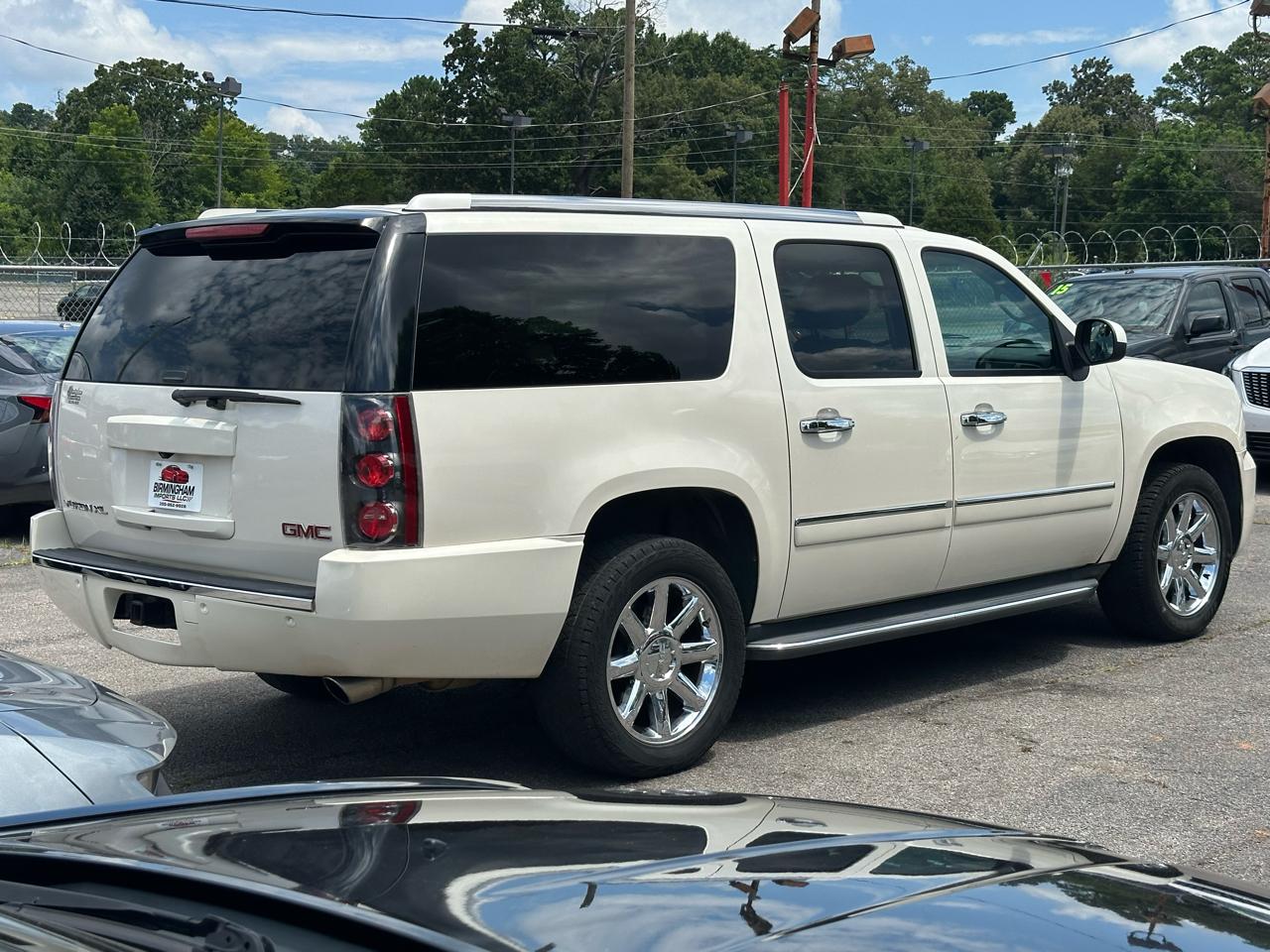 GMC Yukon XL AWD 4dr 1500 Denali 2013