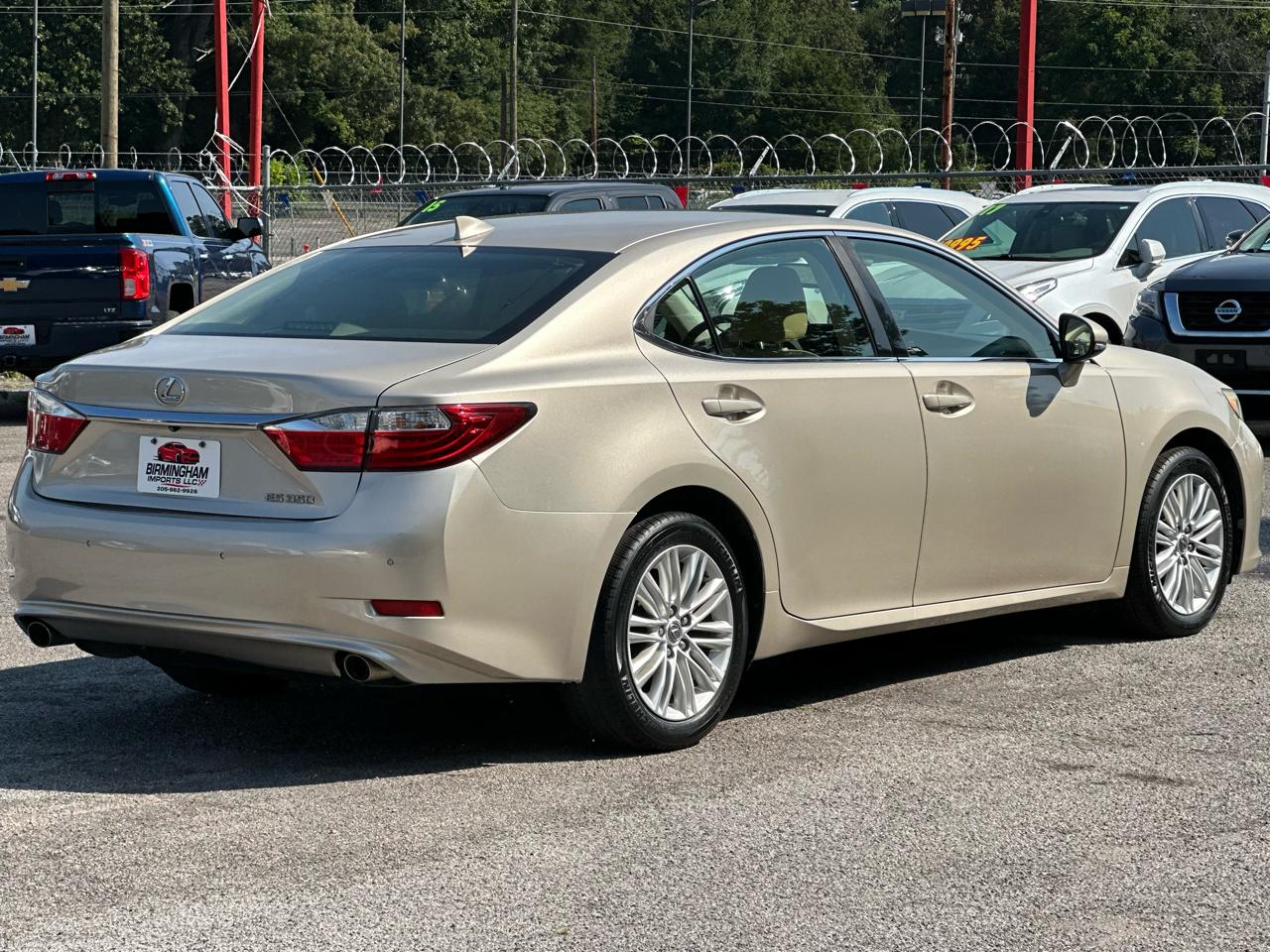 Lexus ES 350 4dr Sdn 2015