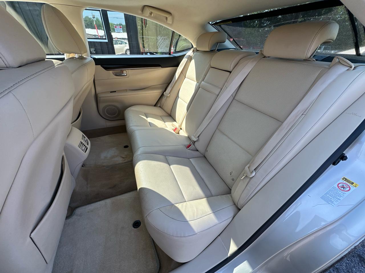 Lexus ES 350 4dr Sdn 2015