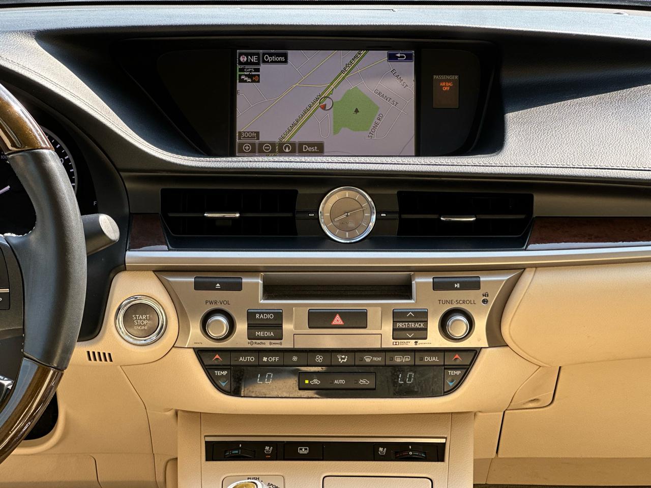 Lexus ES 350 4dr Sdn 2015