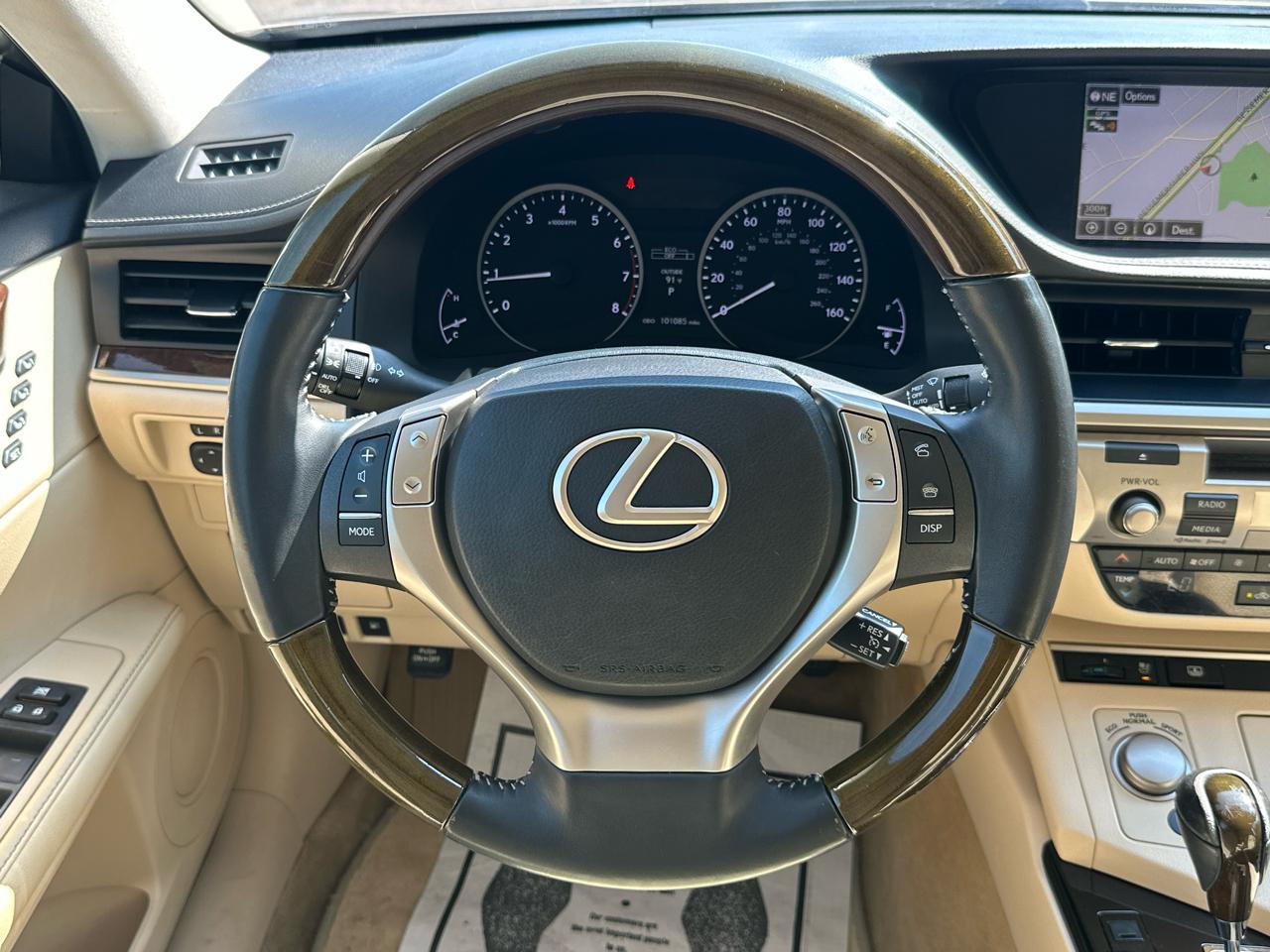 Lexus ES 350 4dr Sdn 2015
