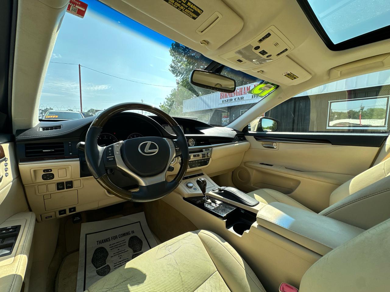 Lexus ES 350 4dr Sdn 2015